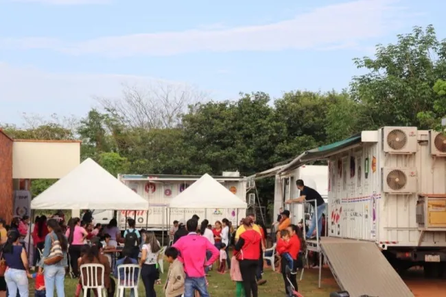 Ciudad Mujer Móvil Culmina Jornadas en Canindeyú con Más de 2.400 Servicios Gratuitos para Mujeres